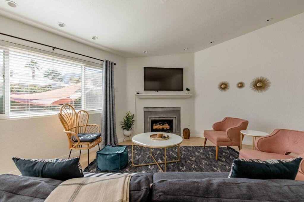 The Yorba Oasis W/Pool Villa Palm Springs Dış mekan fotoğraf
